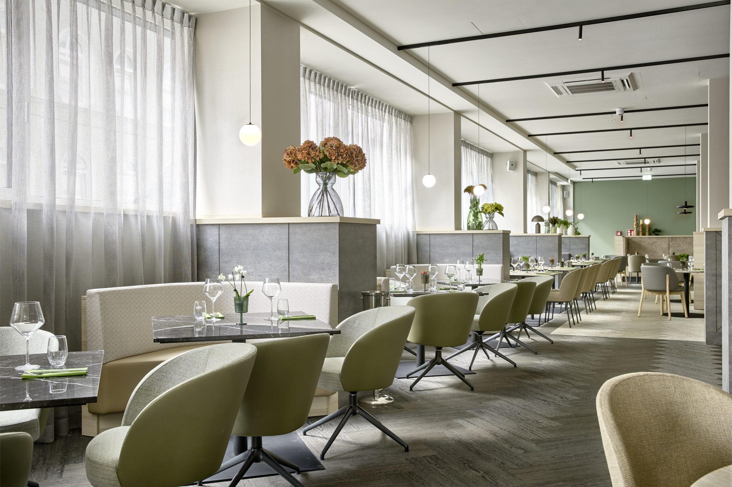 2024-07_JuneSix-Hannover_Restaurant_M2