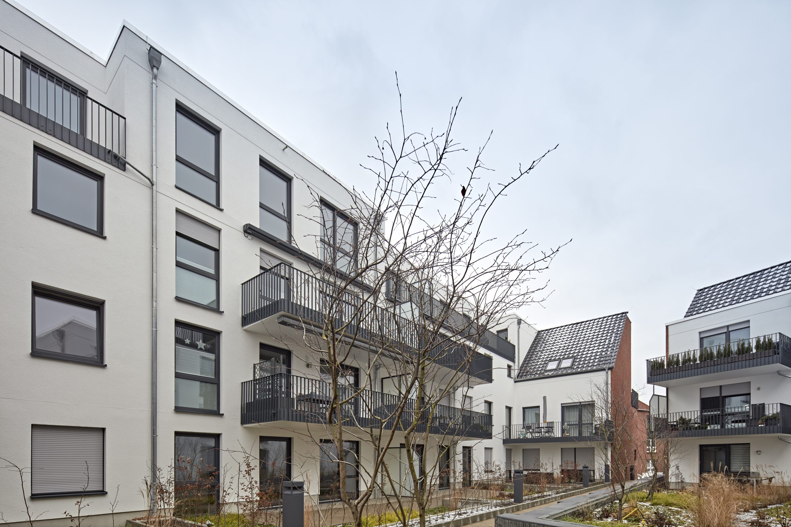 7. Innenhofansicht Haus 1 (Südansicht)